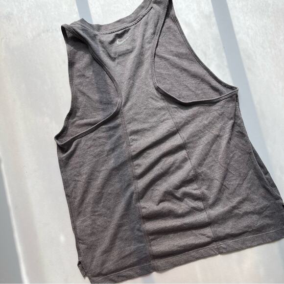 NIKE Running Just Do It Graphic Tank - Picture 3 of 3
